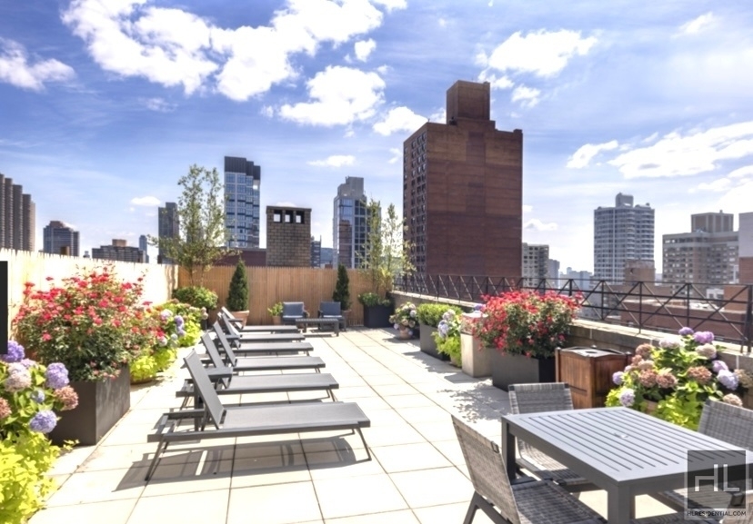 East 34 Street - Photo 5
