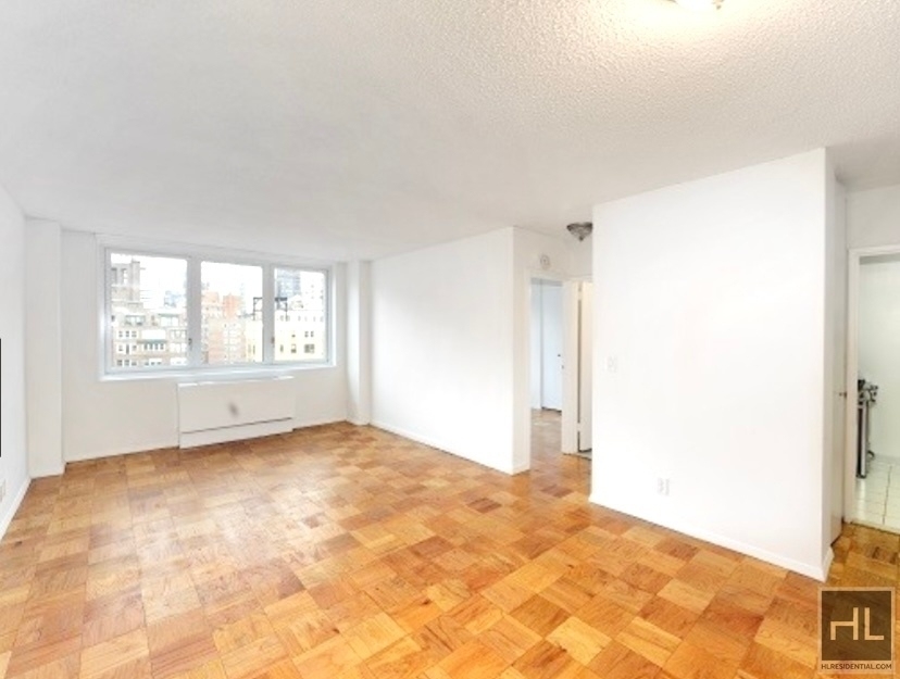 East 34 Street - Photo 1