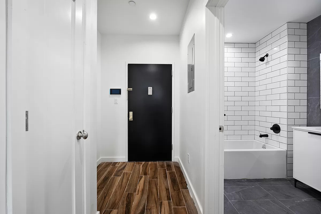 906 East New York Avenue - Photo 10
