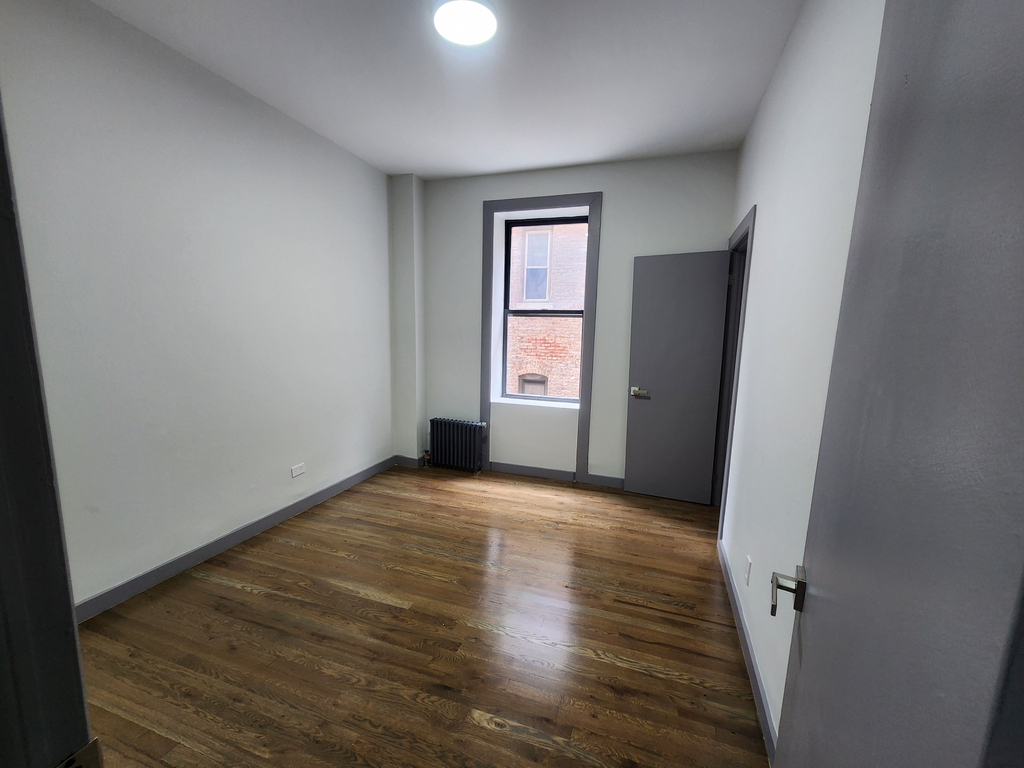 550 West 157th Street - Photo 5
