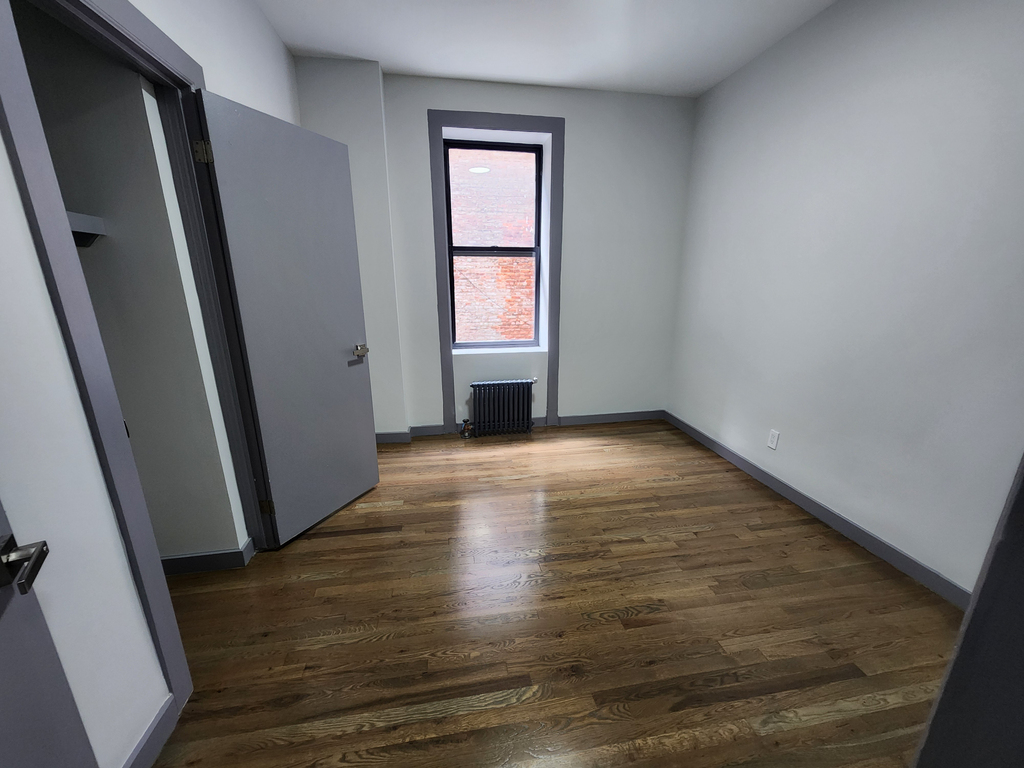 550 West 157th Street - Photo 7