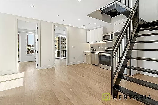 922 Dekalb Avenue - Photo 1