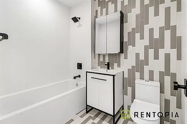 922 Dekalb Avenue - Photo 8