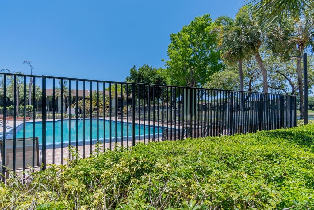 1272 S Military Trail - Photo 24