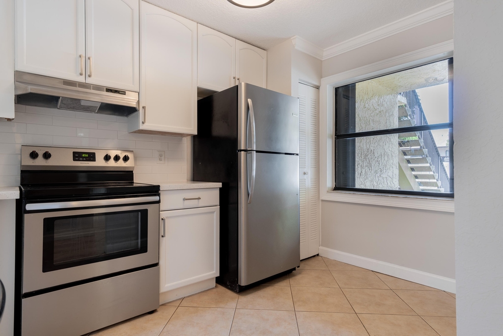 1272 S Military Trail - Photo 8