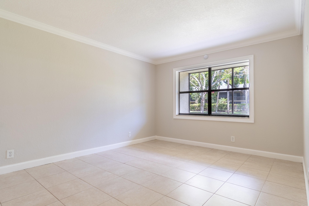 1272 S Military Trail - Photo 15