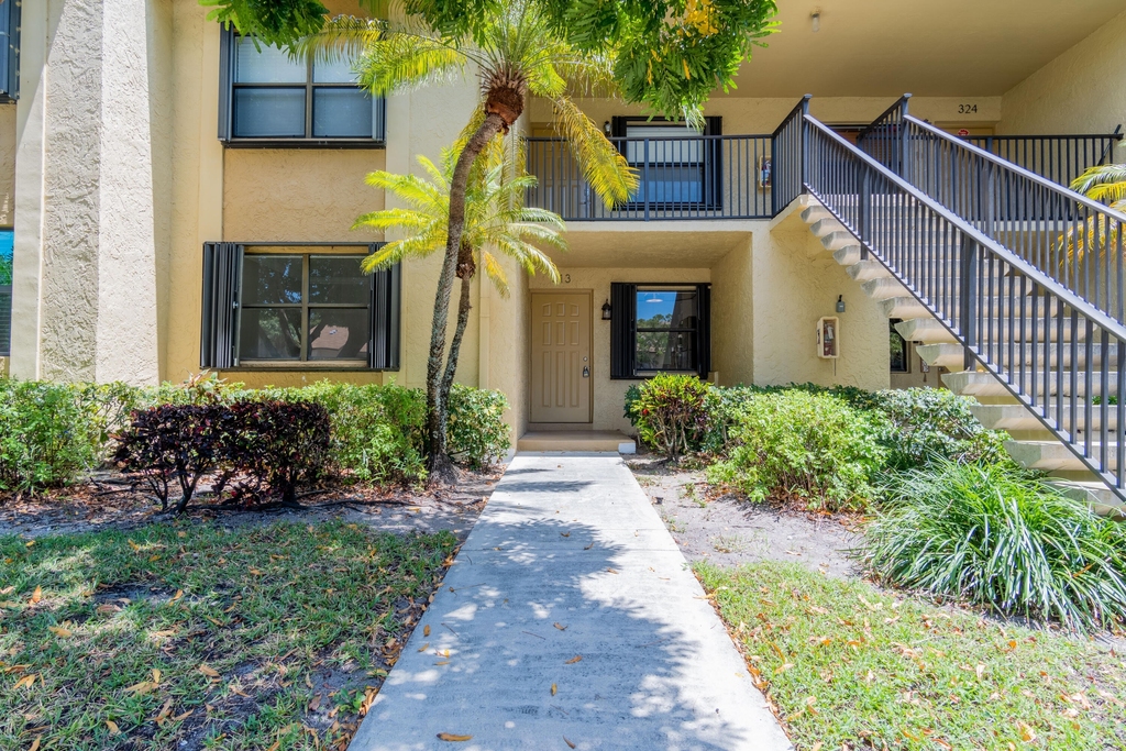 1272 S Military Trail - Photo 0