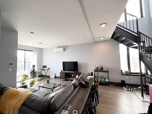 475 Grand Street - Photo 2