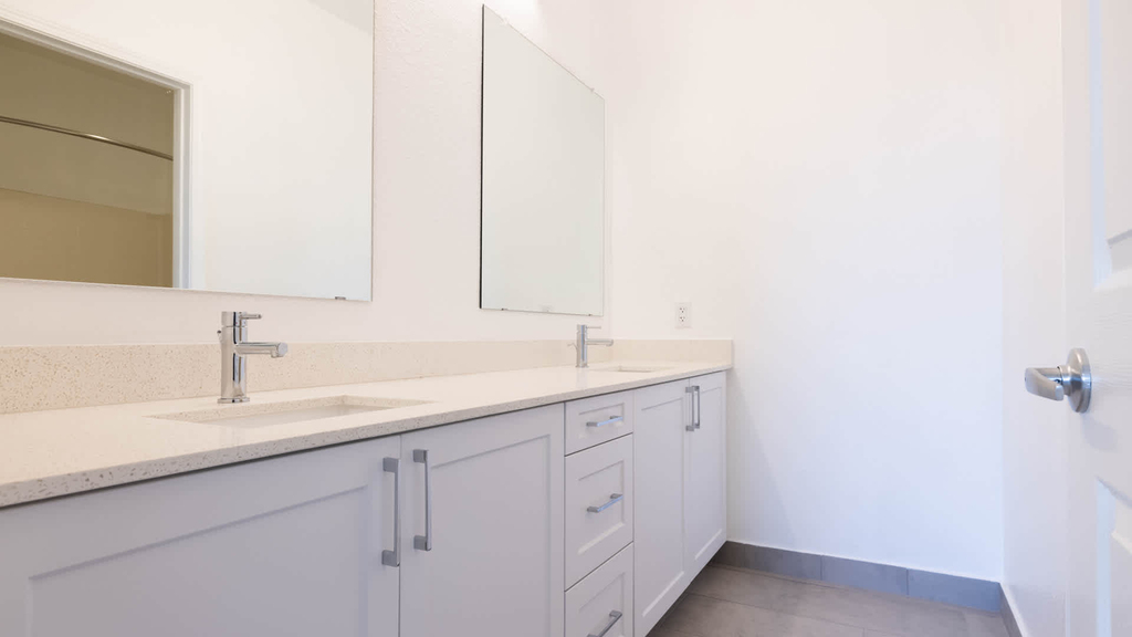 24905 Magic Mountain Parkway - Photo 62