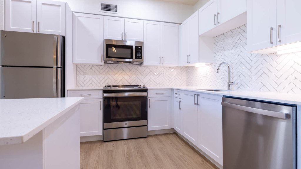 24905 Magic Mountain Parkway - Photo 6