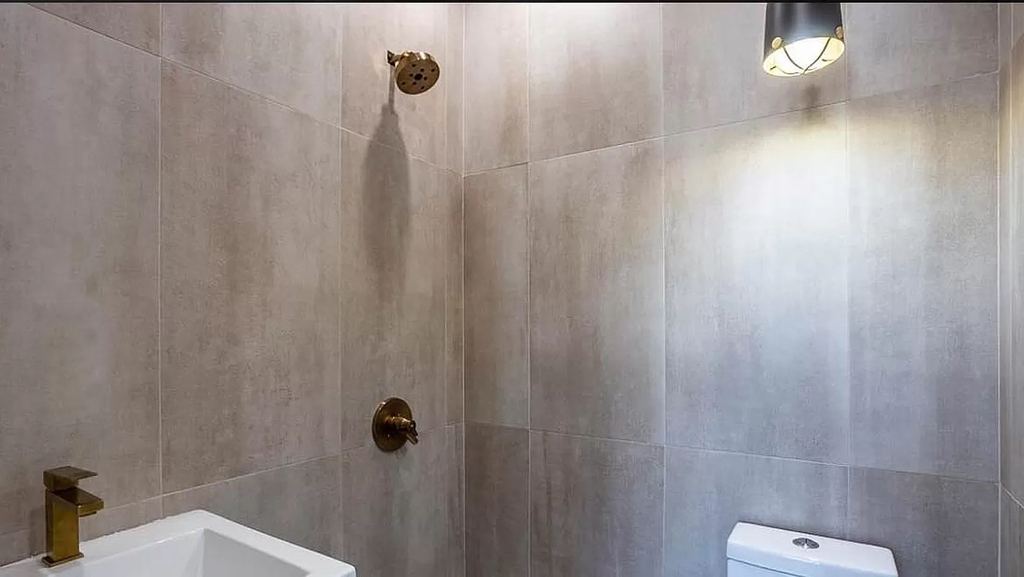 194 Scholes Street - Photo 5