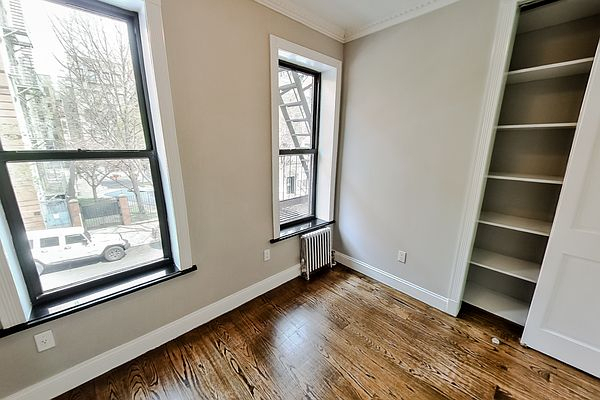 108th & Columbus Ave - Photo 4