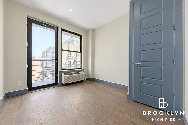855 Dekalb Avenue - Photo 1
