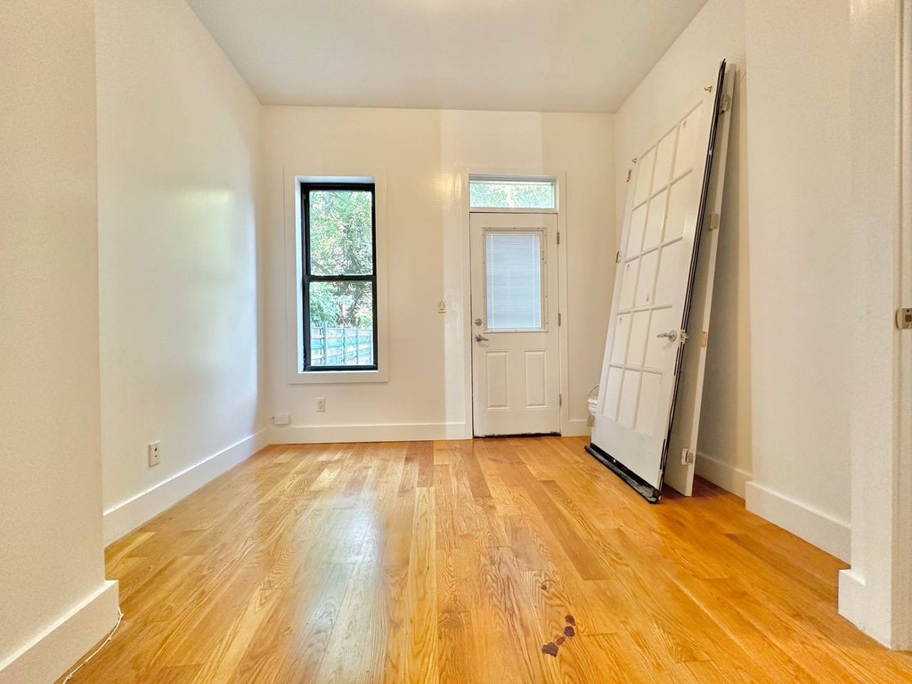 259 Jefferson Street - Photo 4