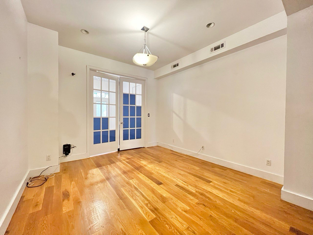 259 Jefferson Street - Photo 5