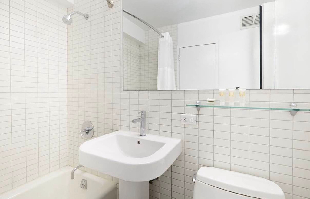 222 East 39th Street - Photo 6
