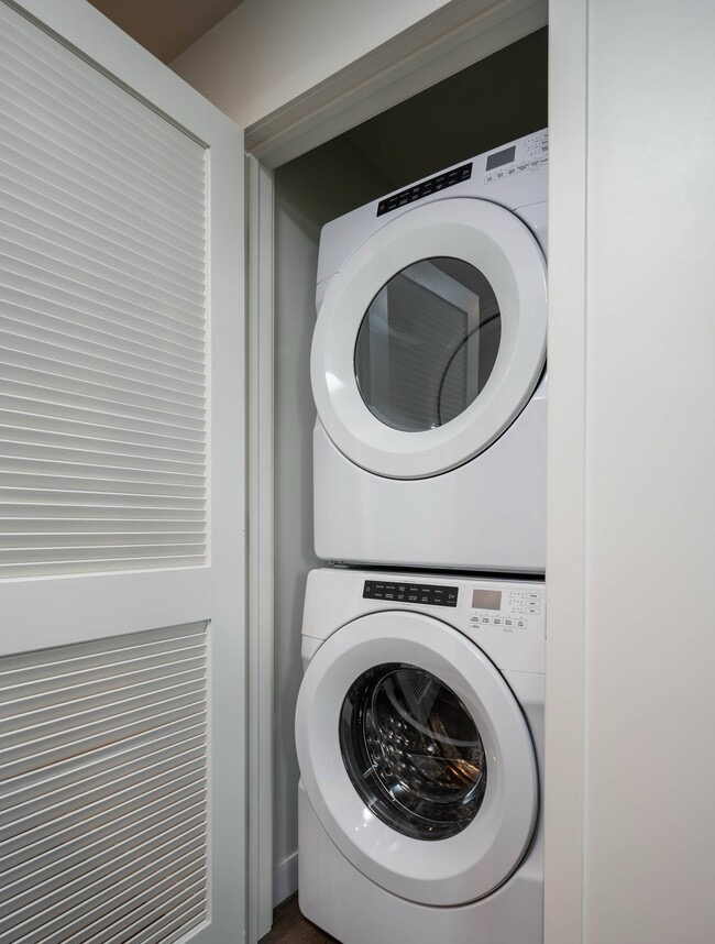 222 East 39th Street - Photo 4
