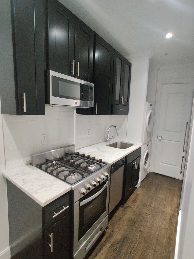 Houston/Mott - Photo 2