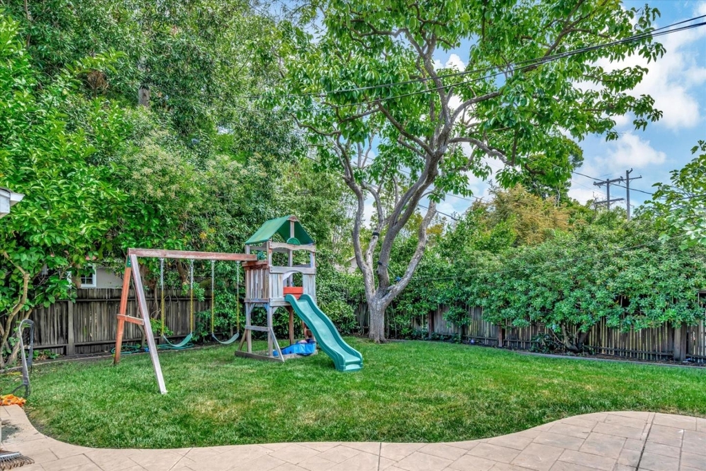 130 Heather Ln - Photo 2