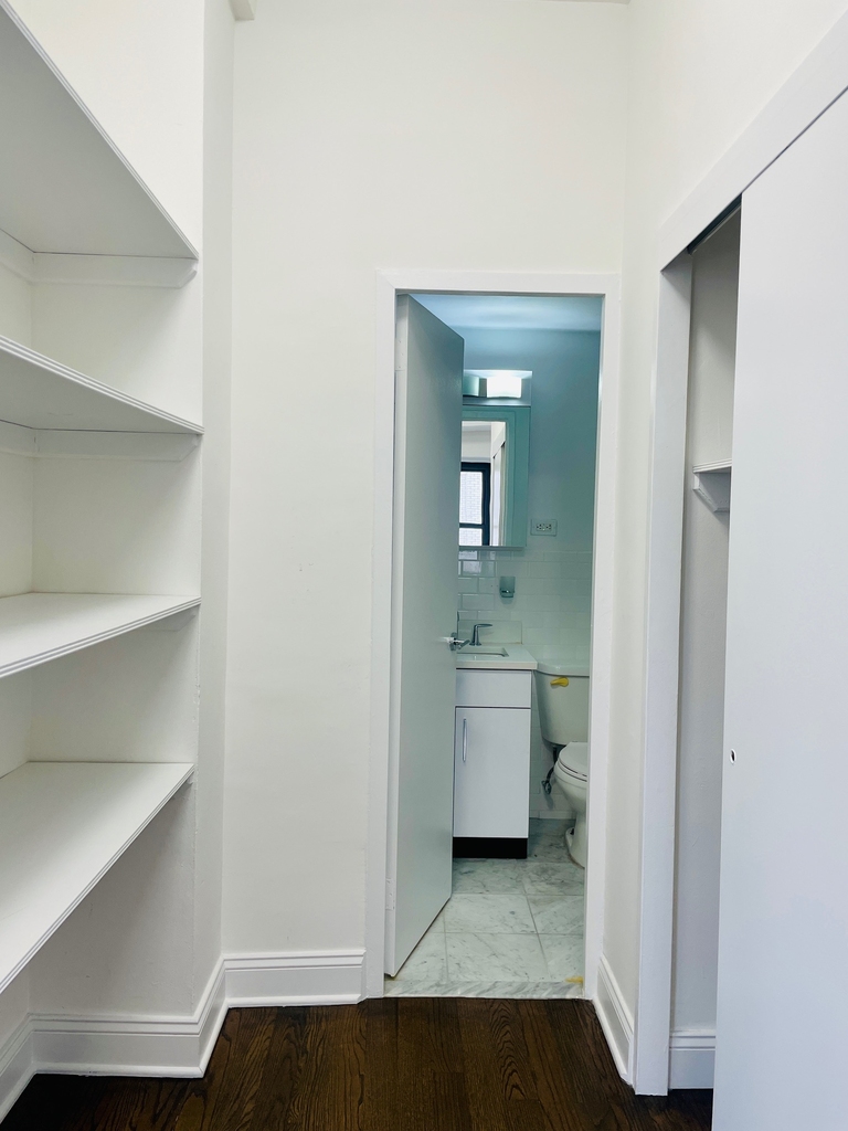 400 East 89th Street, 14N - Photo 10