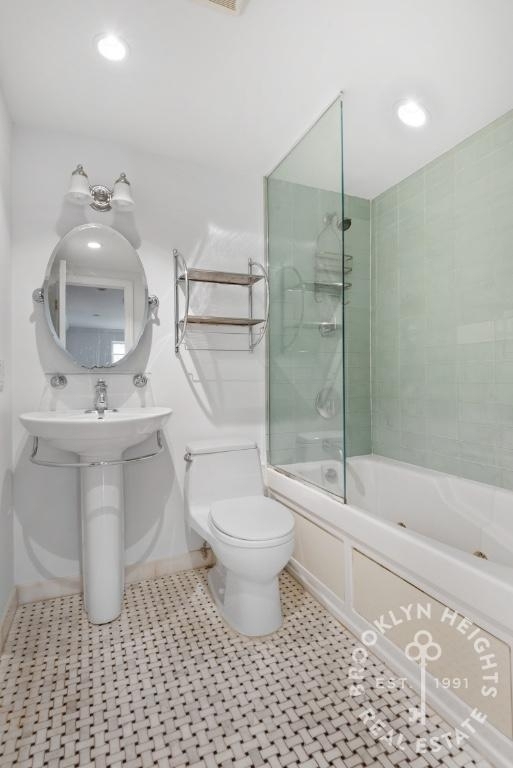 346 Warren Street - Photo 3