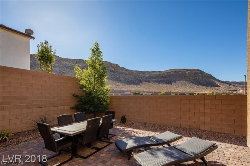 9651 Belmont Bay Avenue - Photo 14