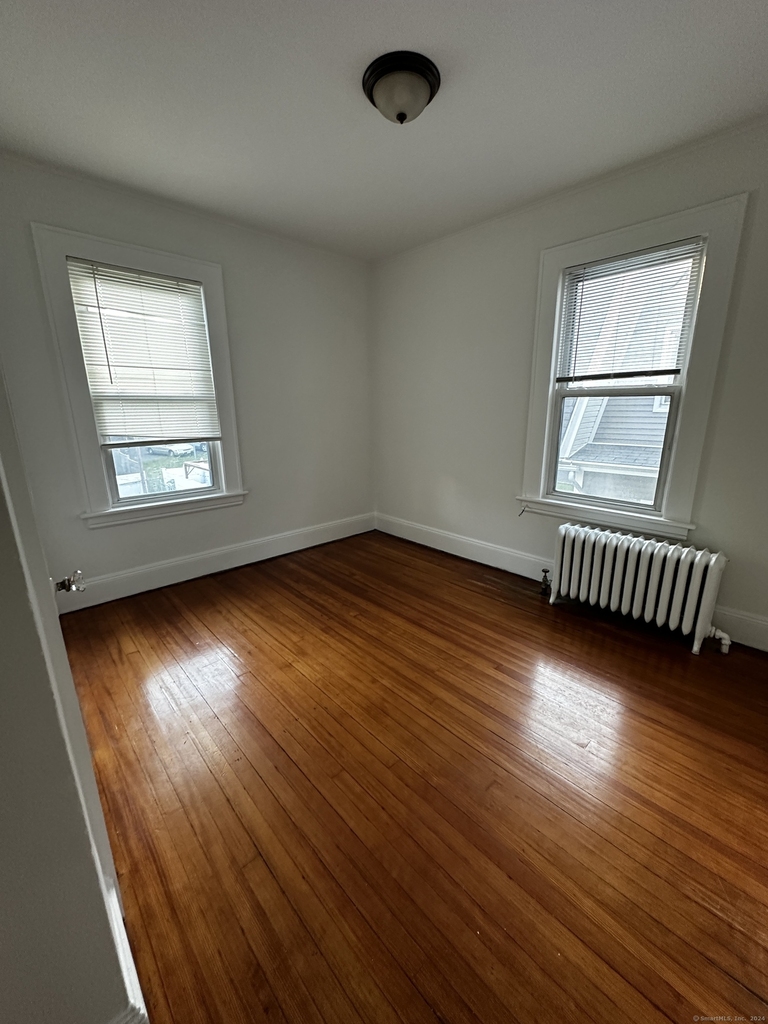 333 Gurdon Street - Photo 2