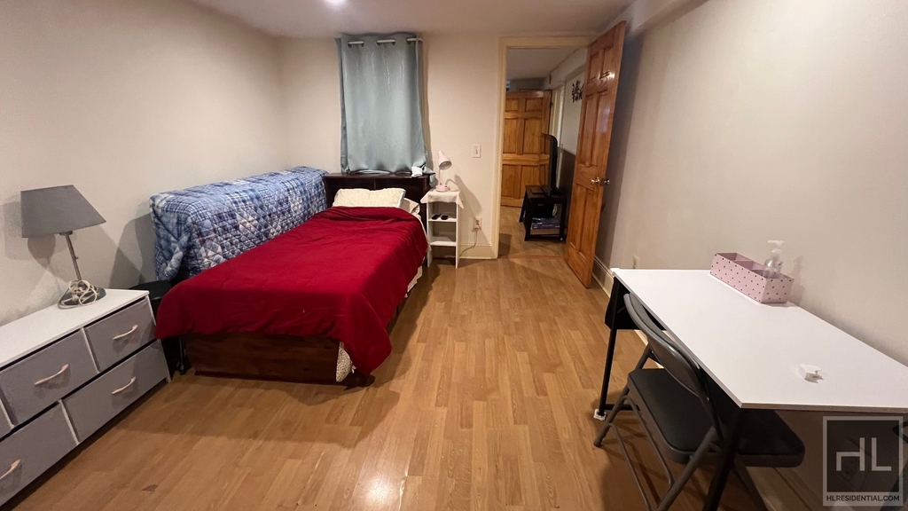 1188 Park Place - Photo 8