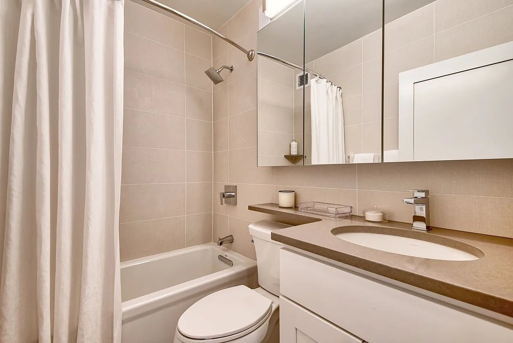 East 95th Street - Photo 3