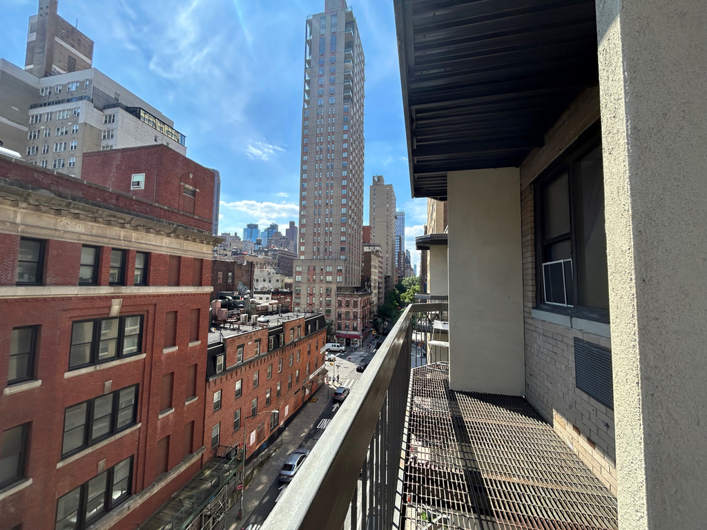 East 37th Street - Photo 5