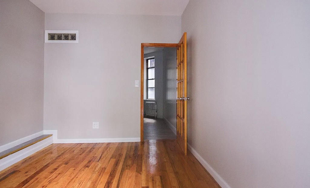 East 11th Street off Ave B - Photo 2