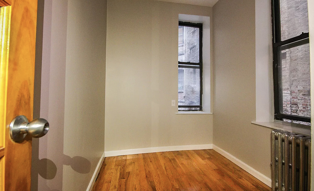 East 11th Street off Ave B - Photo 5
