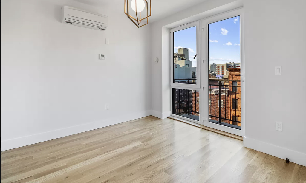 438 Union Avenue - Photo 5
