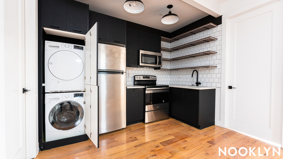 1643 New York Ave - Photo 2