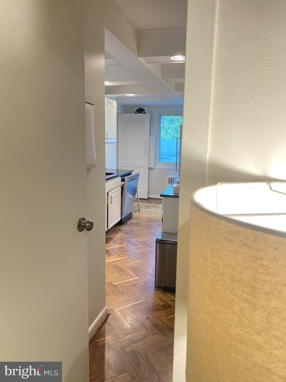 4201 Cathedral Ave Nw - Photo 23