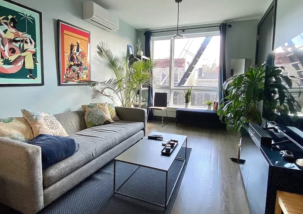 540 Driggs Avenue - Photo 6