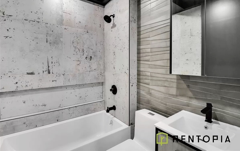 540 Driggs Avenue - Photo 10