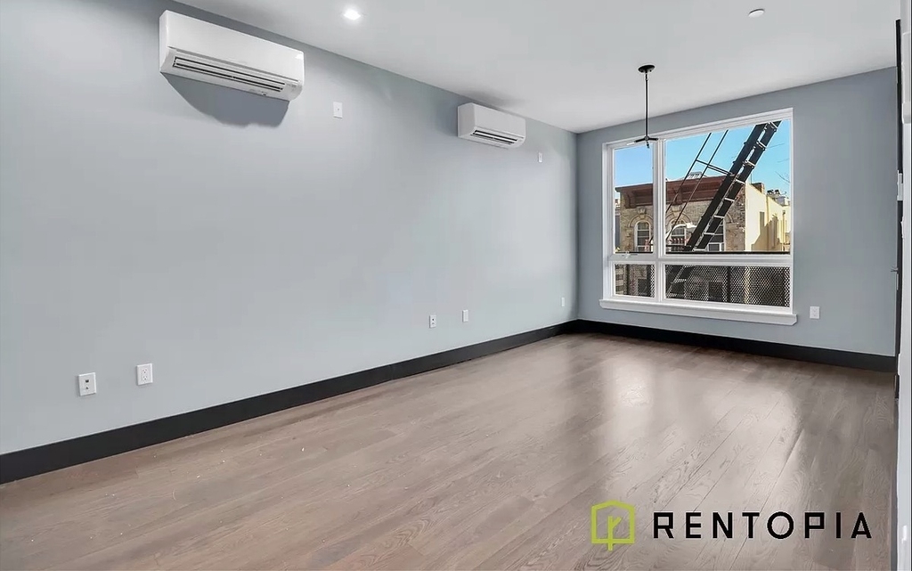 540 Driggs Avenue - Photo 2