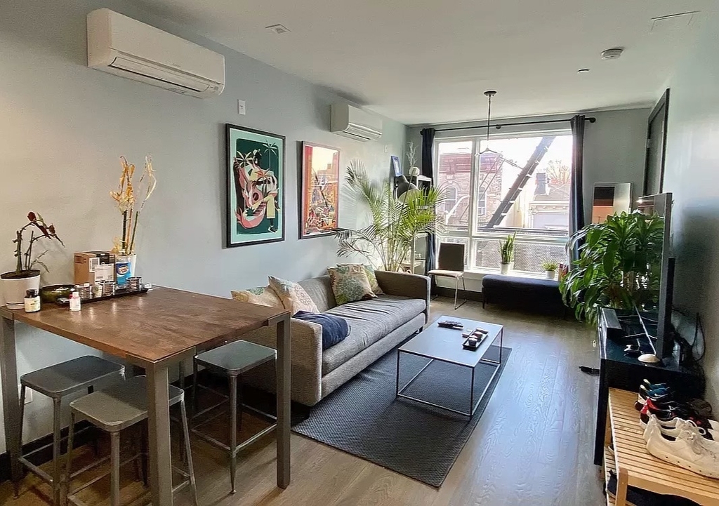 540 Driggs Avenue - Photo 1