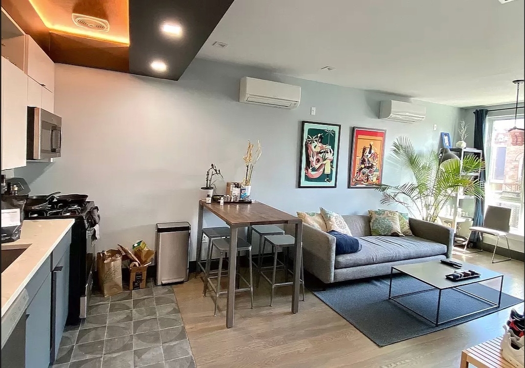 540 Driggs Avenue - Photo 3
