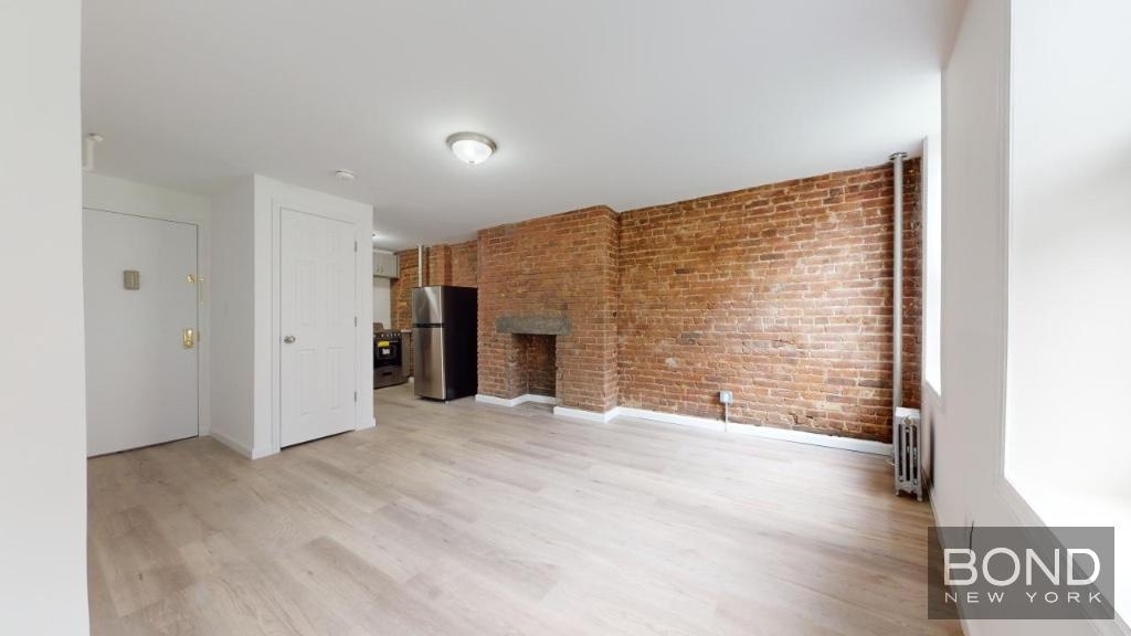 43 East 1st Street - Photo 0
