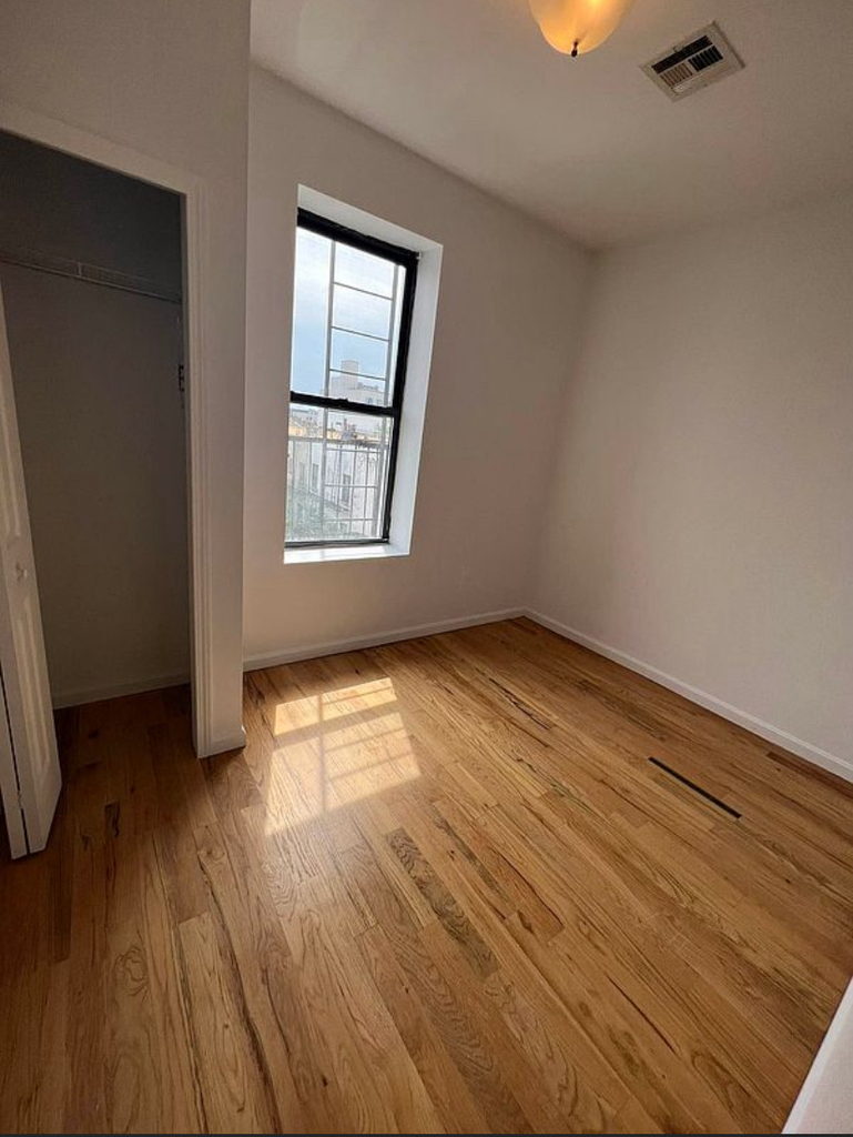 1496 Bushwick Avenue - Photo 4