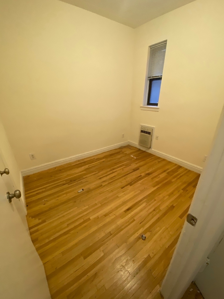210 East 83rd Street - Photo 7