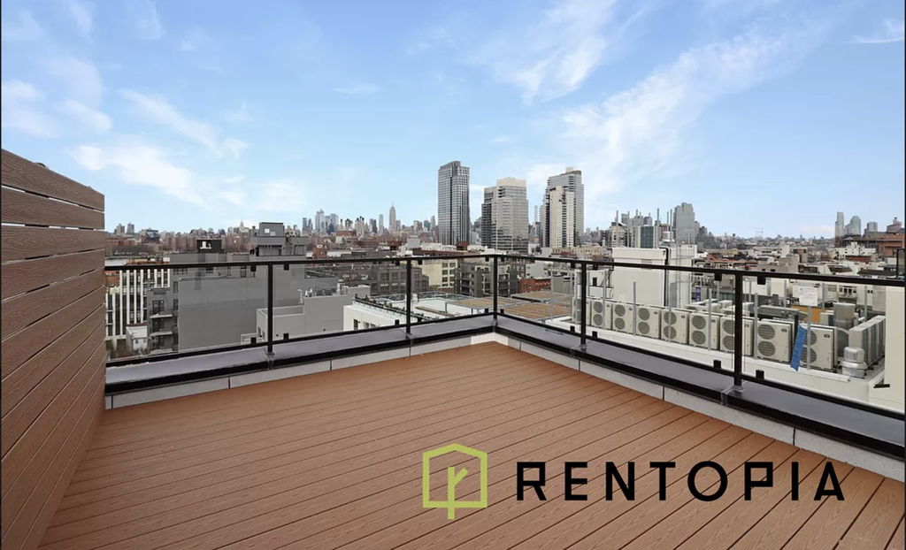 228 Berry Street - Photo 8