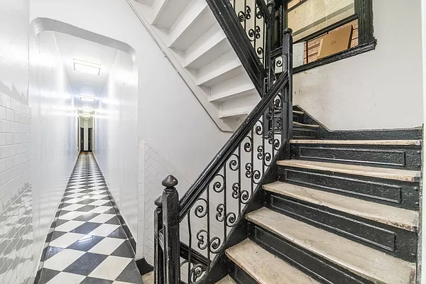 142 Sullivan Street - Photo 8