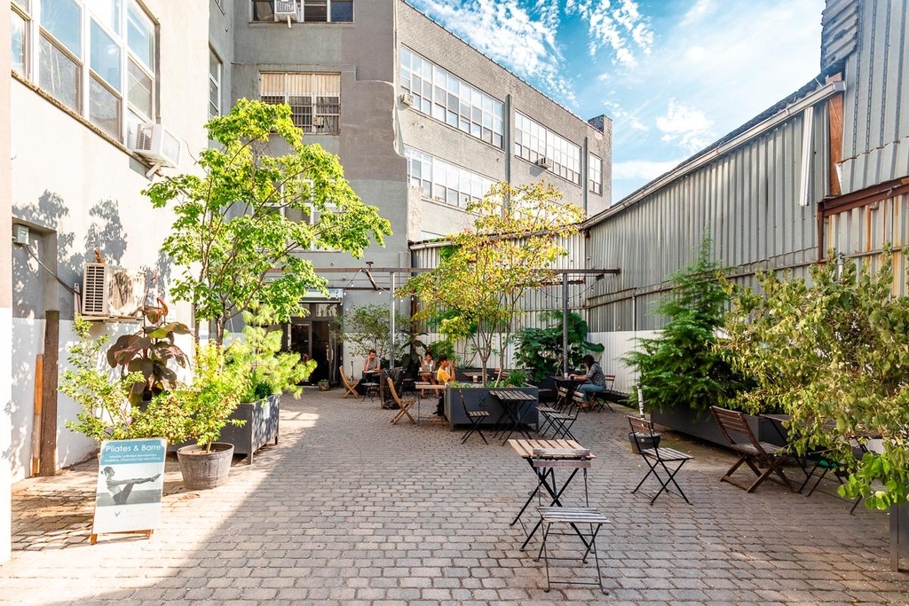 1087 Flushing Avenue - Photo 13
