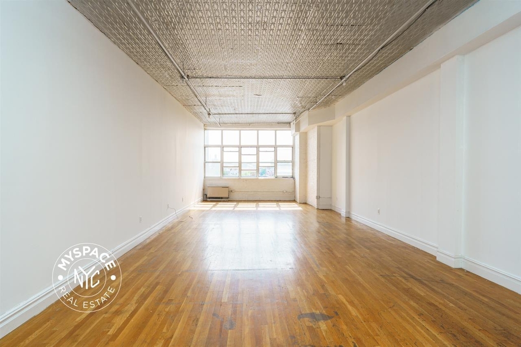 1087 Flushing Avenue - Photo 5