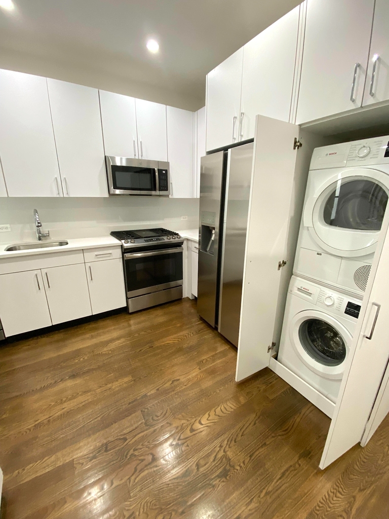 I West 59 Street - Photo 2