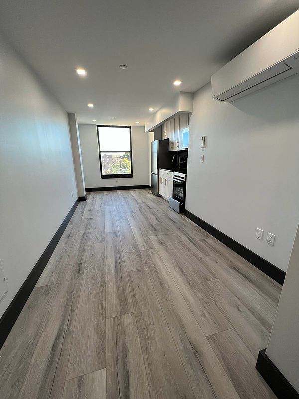 868 New York Avenue - Photo 0