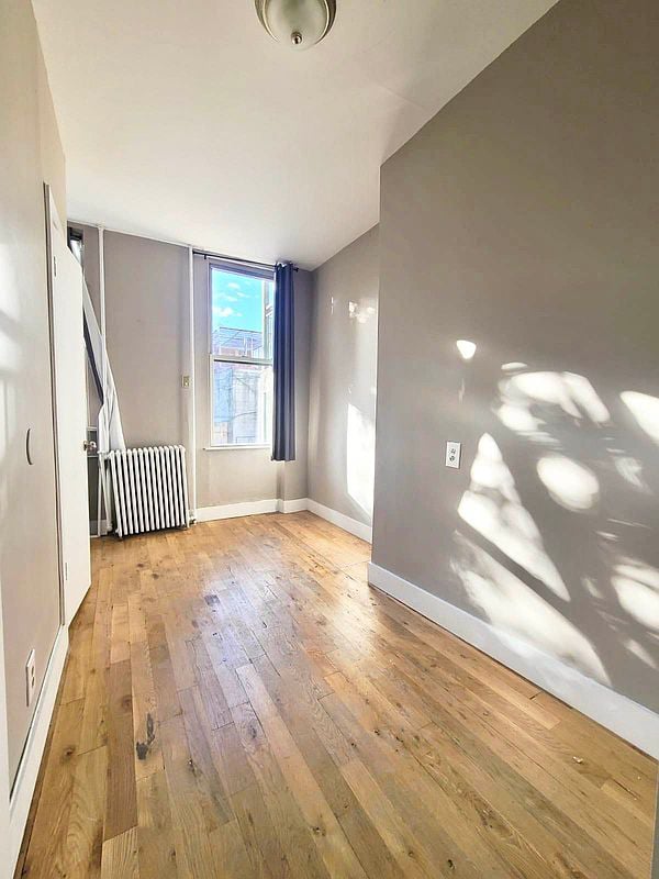 92 Moore Street - Photo 0